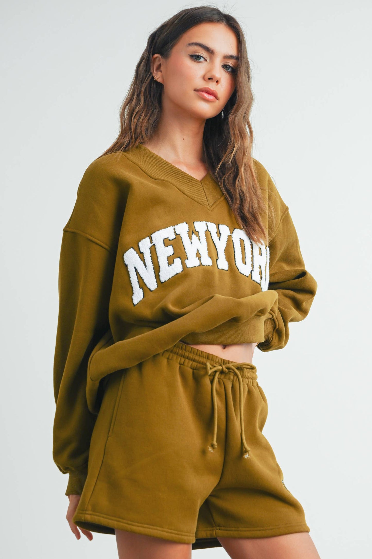 NEW YORK EMBROIDERED SWEAT SHORTS