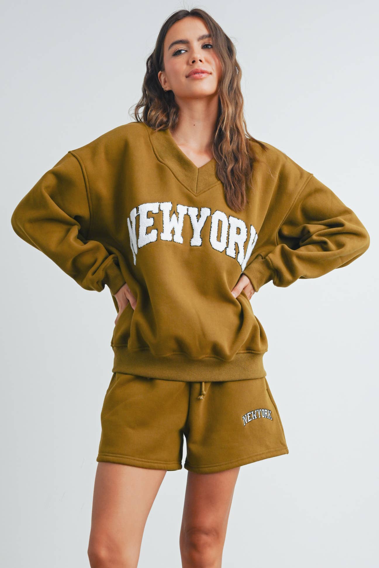 NEW YORK EMBROIDERED SWEAT SHORTS