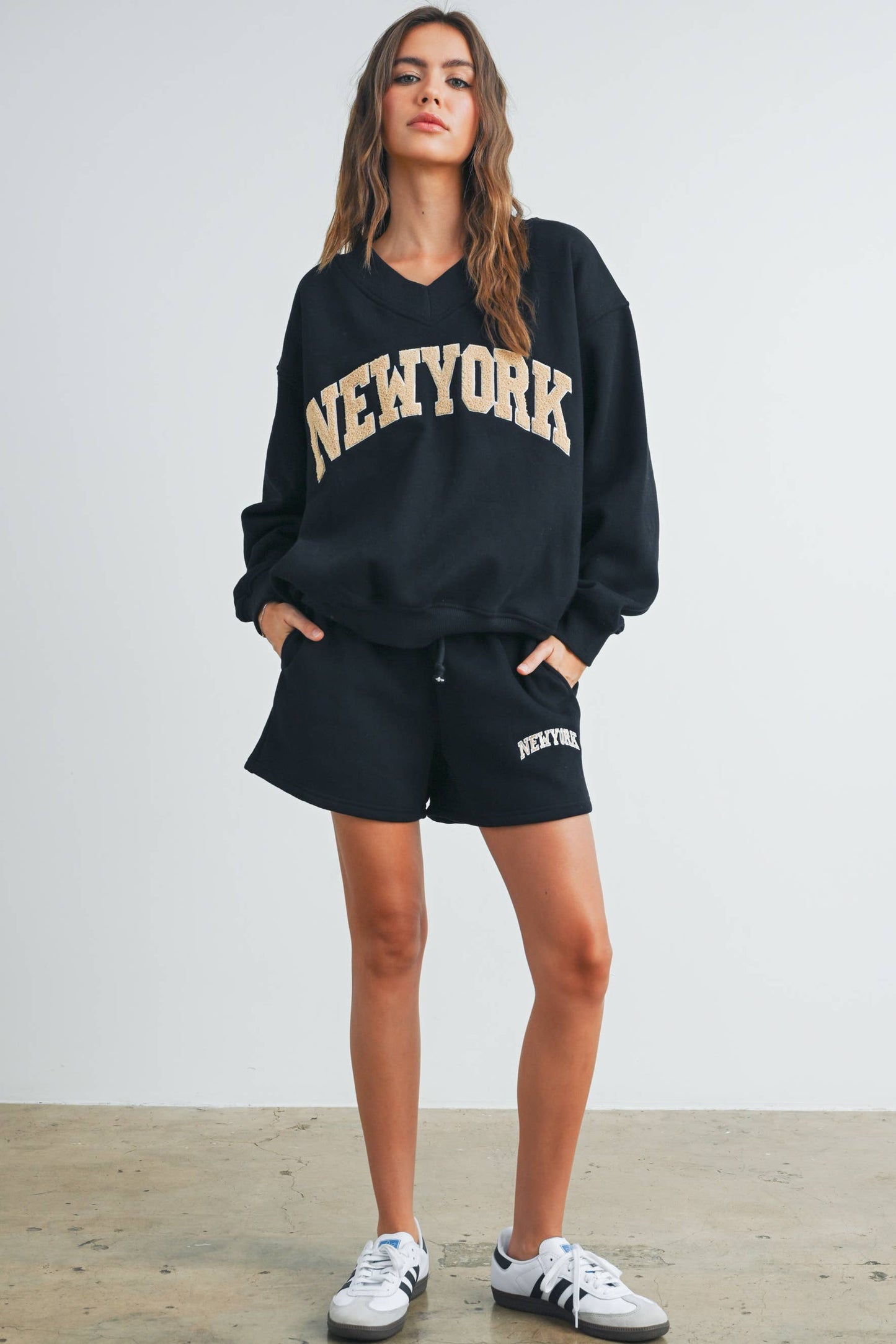 NEW YORK EMBROIDERED SWEAT SHORTS