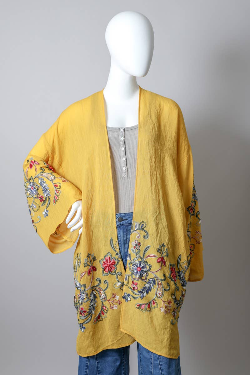 Chic Full-Length Flower Kimono - Versatile Layering Piece 🌼