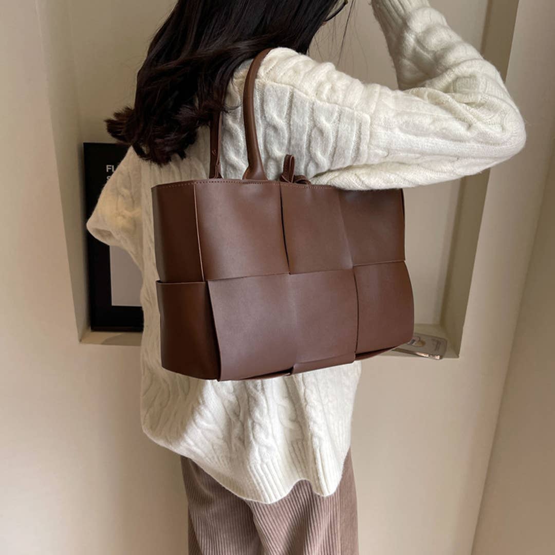 Versatile Woven Large-Capacity Niche Shoulder Bag
