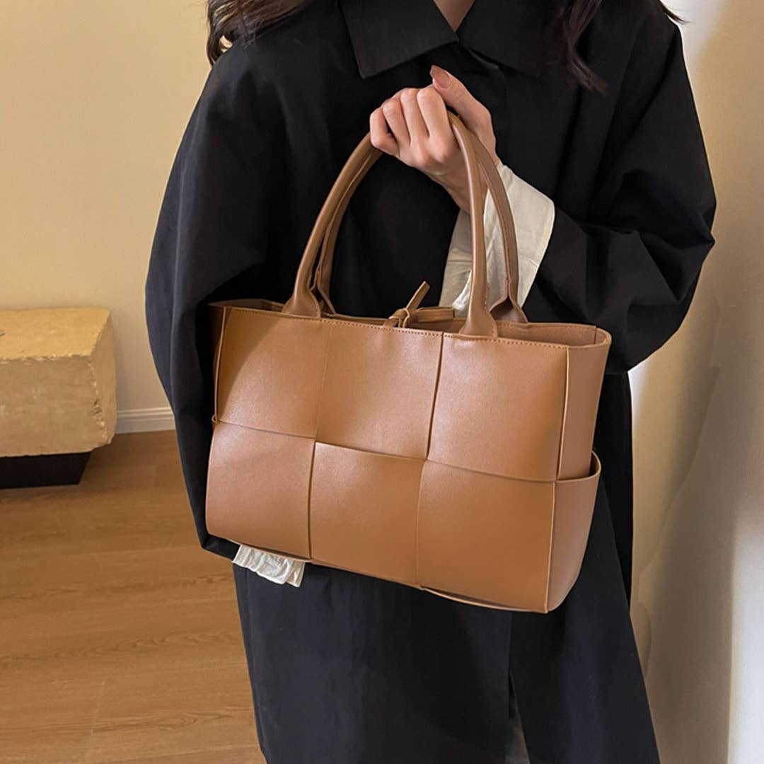 Versatile Woven Large-Capacity Niche Shoulder Bag