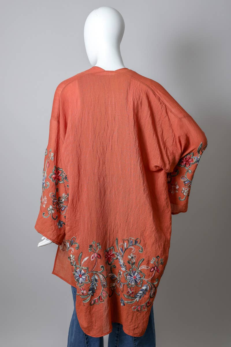 Chic Full-Length Flower Kimono - Versatile Layering Piece 🌼