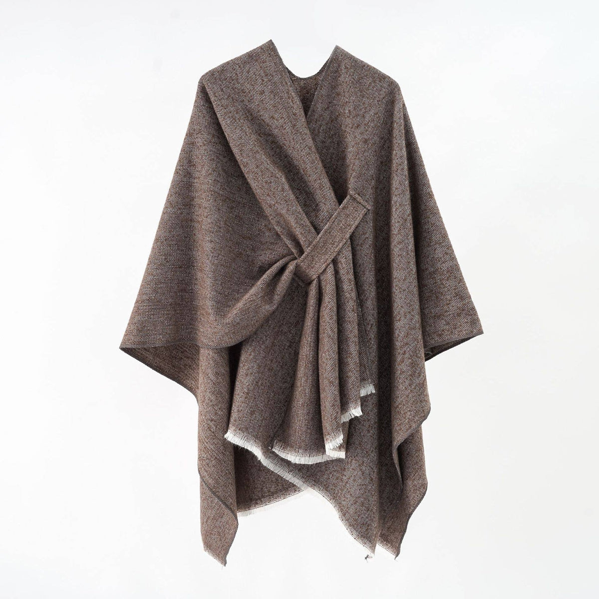 Asymmetrical plain chilly ruana
