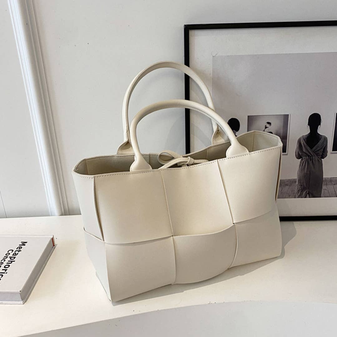 Versatile Woven Large-Capacity Niche Shoulder Bag
